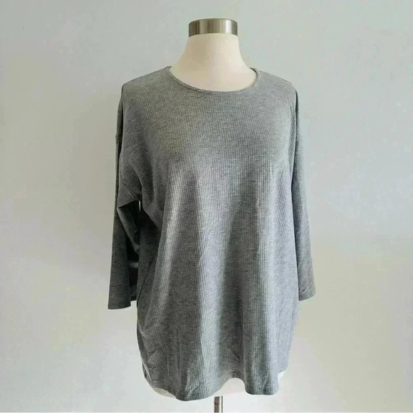 New NWOT Eileen Fisher Ribbed Knit Grey Crew Neck Box Top M $148.00 - Picture 1 of 12